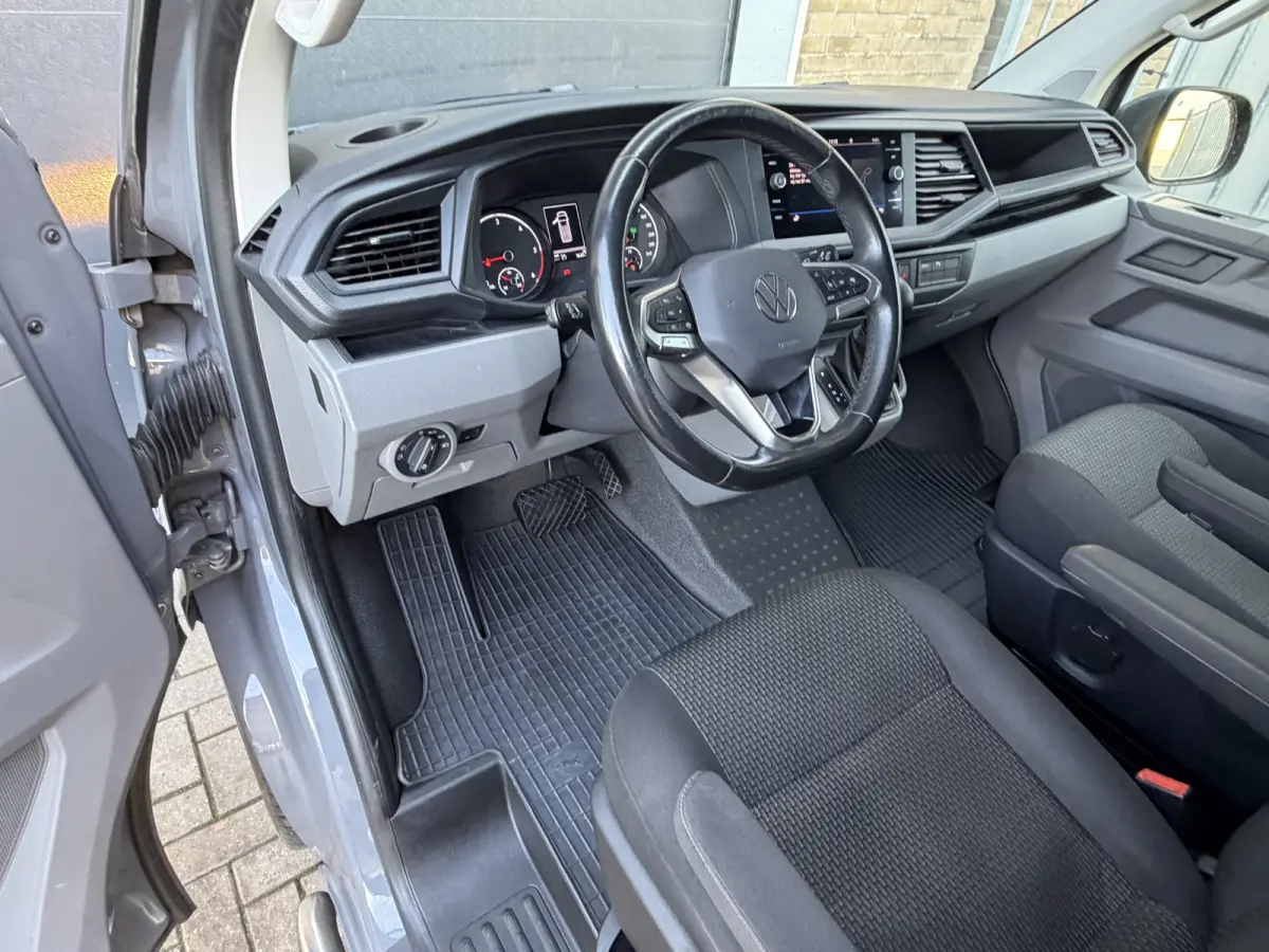 2.0 TDI L2H1 28 Apple Carplay