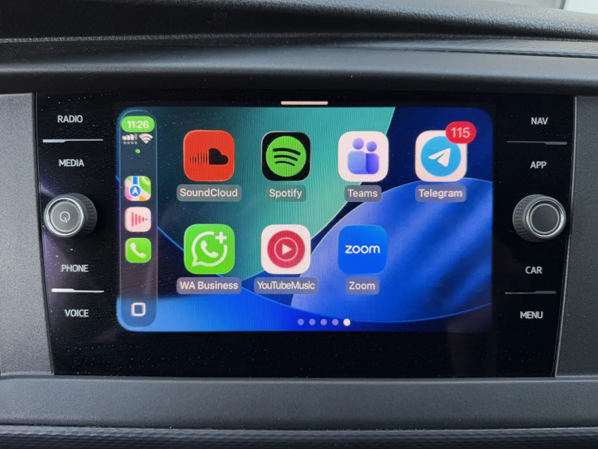 2.0 TDI L2H1 28 Apple Carplay