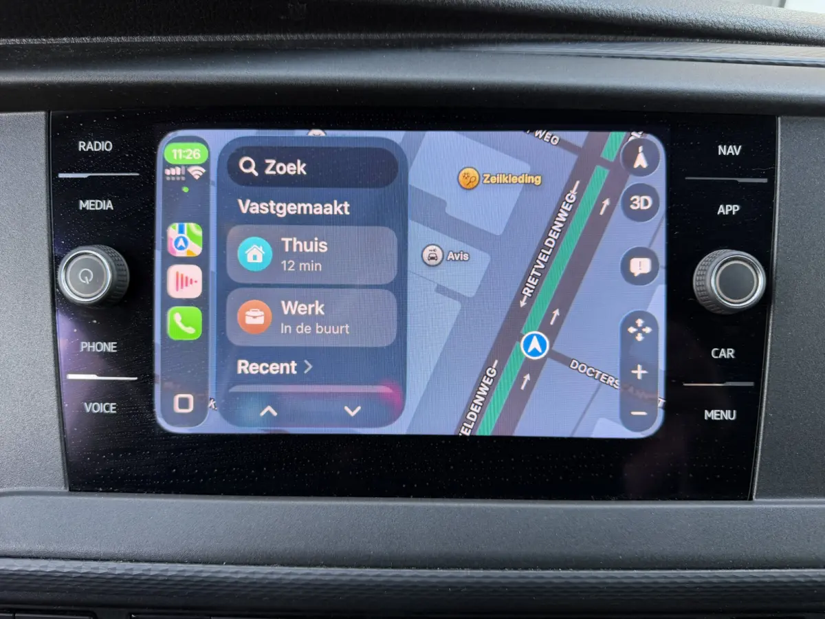 2.0 TDI L2H1 28 Apple Carplay