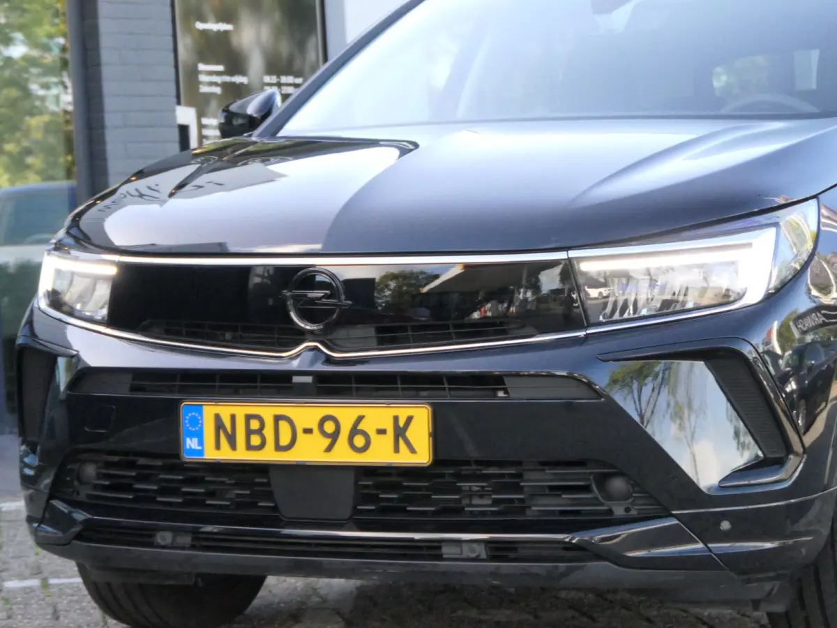 1.6 Turbo Plug-In Hybrid GS | Winter Pack | Black Pack