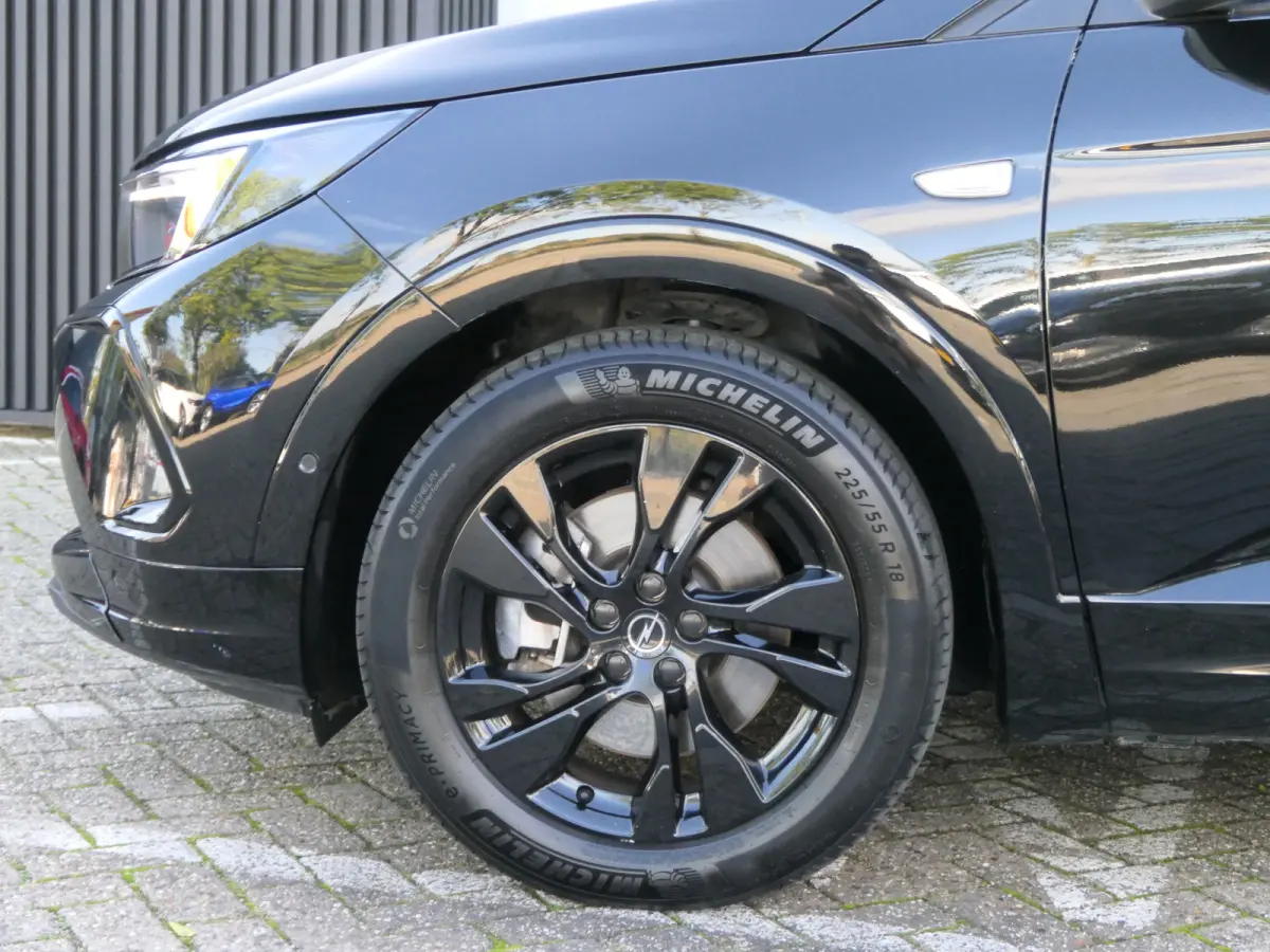1.6 Turbo Plug-In Hybrid GS | Winter Pack | Black Pack