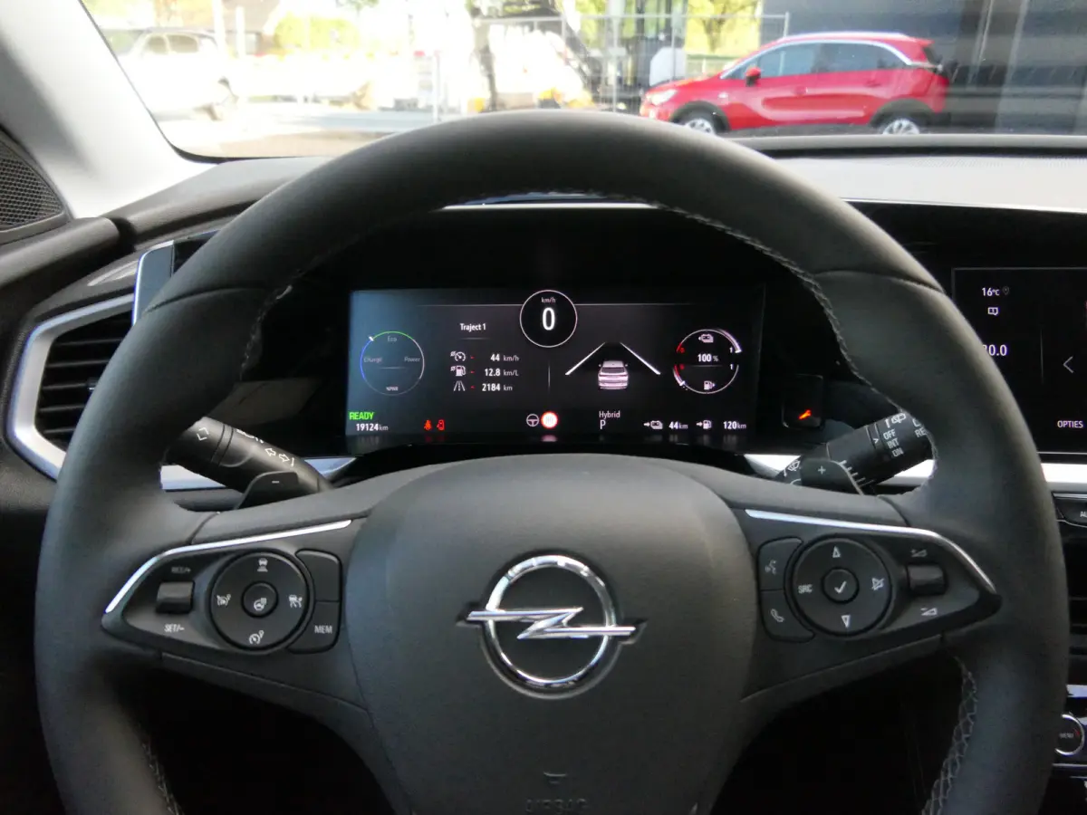 1.6 Turbo Plug-In Hybrid GS | Winter Pack | Black Pack