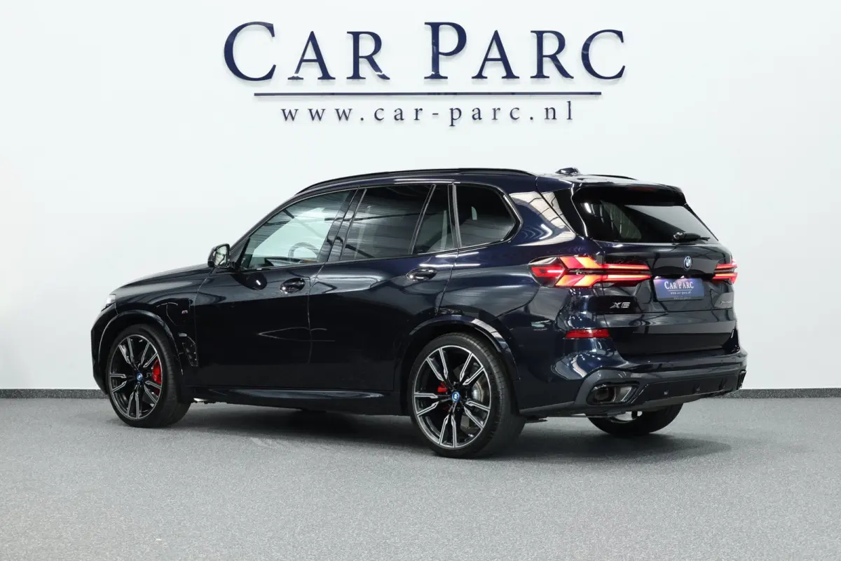 XDrive50e M-Sport BTW/LASER/VIRTUAL/SFEER/LUCHT/LEER+S.VERWARMING+MEMORY/22" LMV/360/ACC/ECC/12 MND GARANTIE!