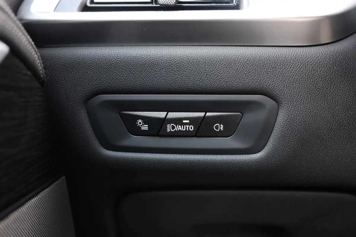 XDrive50e M-Sport BTW/LASER/VIRTUAL/SFEER/LUCHT/LEER+S.VERWARMING+MEMORY/22" LMV/360/ACC/ECC/12 MND GARANTIE!