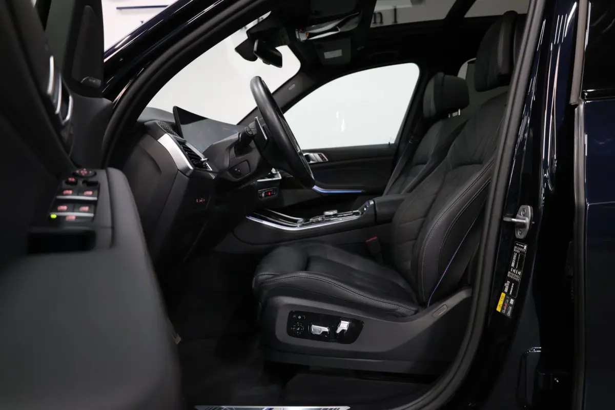 XDrive50e M-Sport BTW/LASER/VIRTUAL/SFEER/LUCHT/LEER+S.VERWARMING+MEMORY/22" LMV/360/ACC/ECC/12 MND GARANTIE!