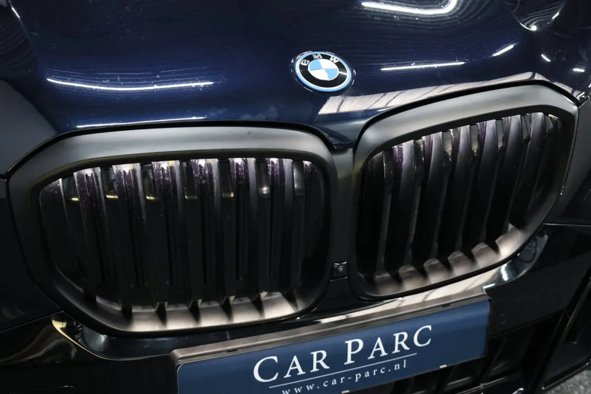 XDrive50e M-Sport BTW/LASER/VIRTUAL/SFEER/LUCHT/LEER+S.VERWARMING+MEMORY/22" LMV/360/ACC/ECC/12 MND GARANTIE!