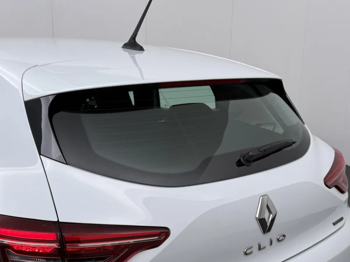 TCe 90 GPF Zen | Parkeersensoren | Navigatie |