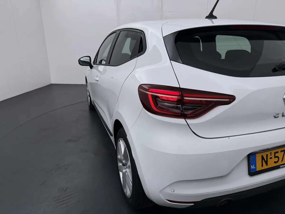 TCe 90 GPF Zen | Parkeersensoren | Navigatie |