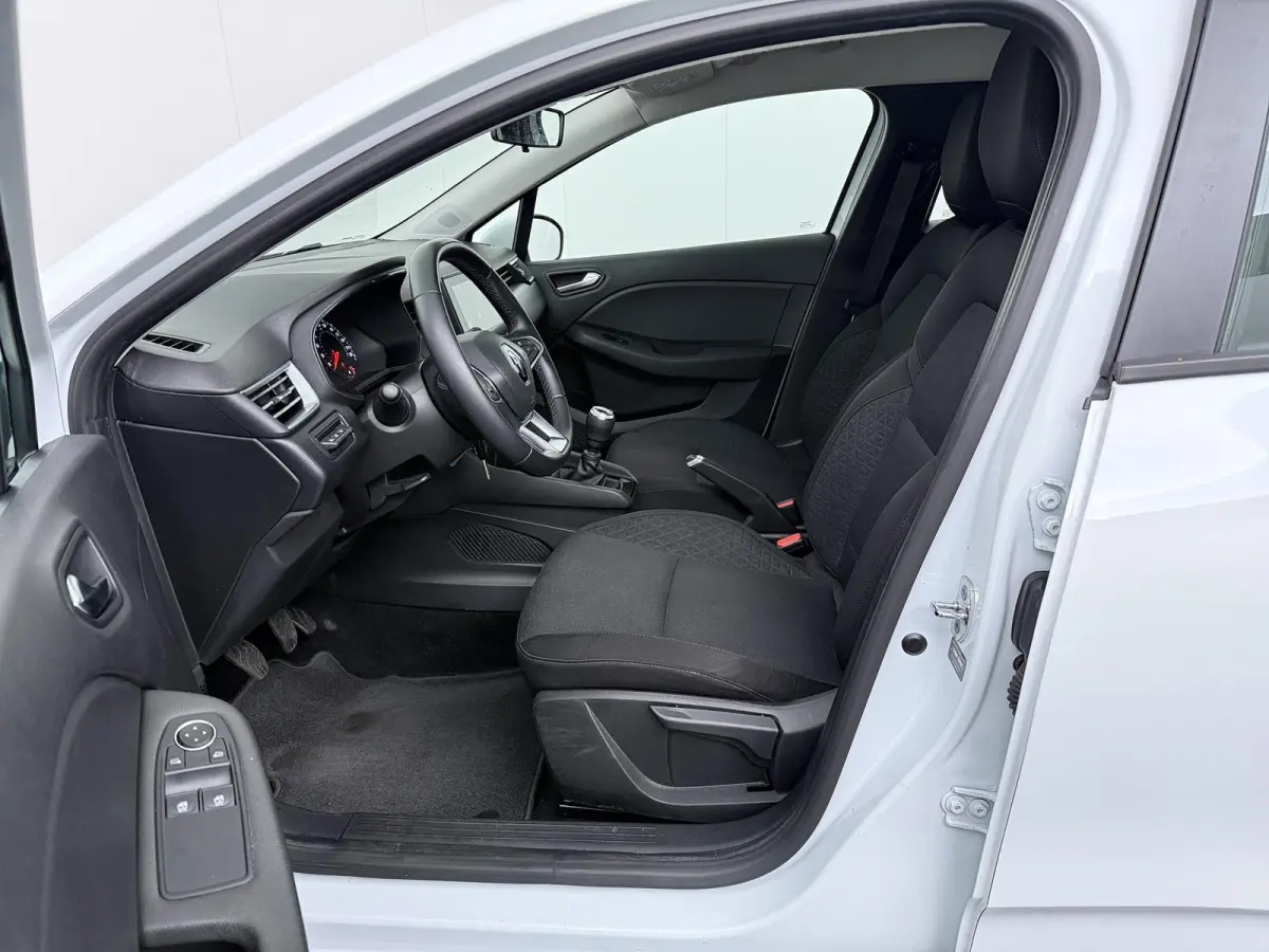 TCe 90 GPF Zen | Parkeersensoren | Navigatie |