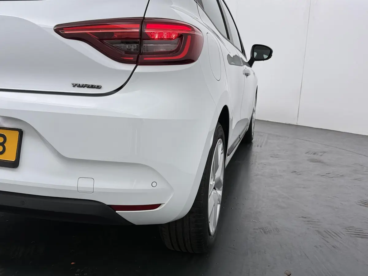 TCe 90 GPF Zen | Parkeersensoren | Navigatie |