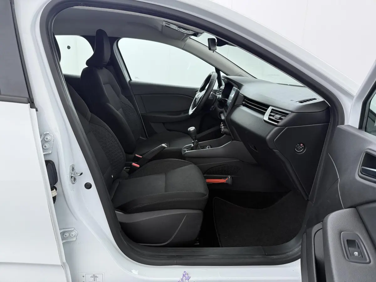 TCe 90 GPF Zen | Parkeersensoren | Navigatie |