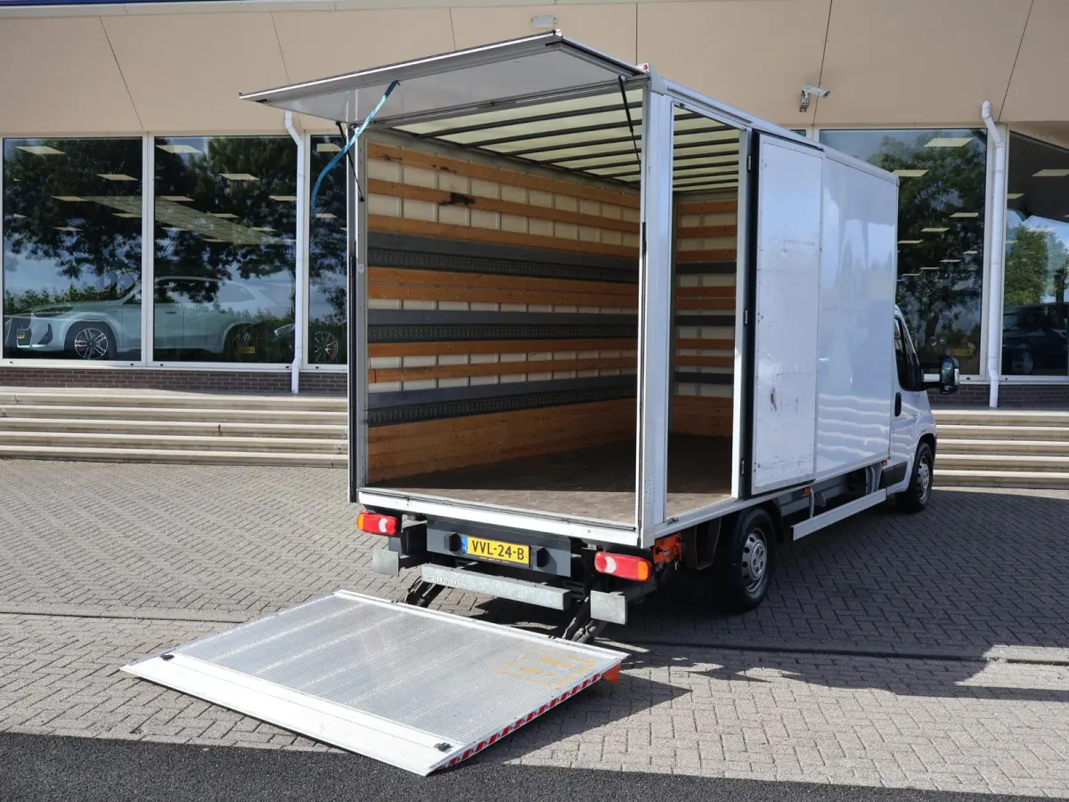 2.2D 140 PK BAKWAGEN MEUBELBAK LAADKLEP 1000 KG DHOLLANDIA + CAMERA | CARPLAY | CRUISE | CLIMATE