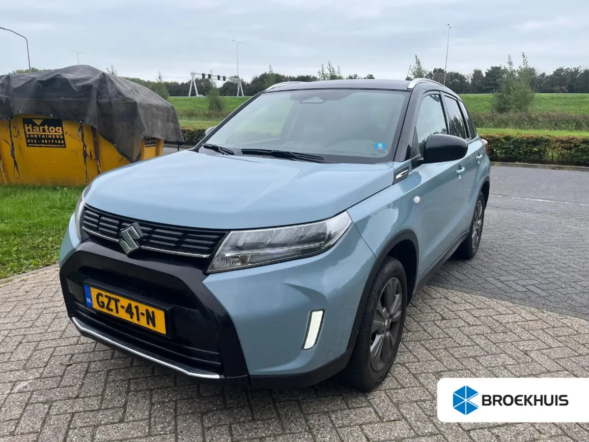 1.4 Boosterjet Select Smart Hybrid | Trekhaak | Camera | Carplay | Adaptive cruise controle | Leder | Dodehoek detectie | Stoelverwarming | Parkeersensoren
