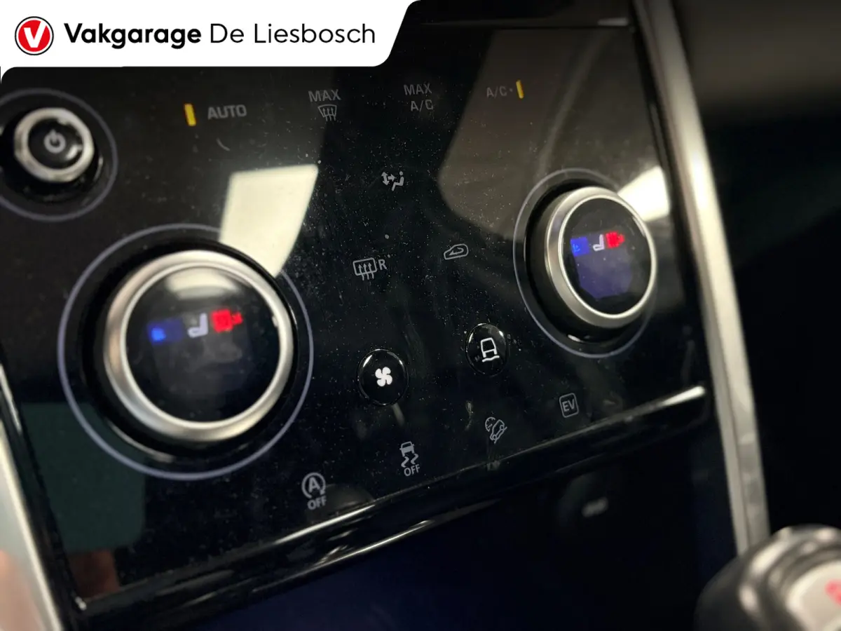 P300e 1.5 R-Dynamic HSE/ leder / Panoramadak / Meridian / 360 camera / head-up