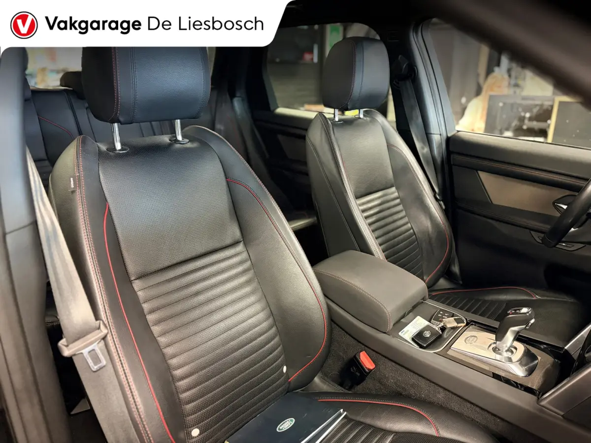 P300e 1.5 R-Dynamic HSE/ leder / Panoramadak / Meridian / 360 camera / head-up