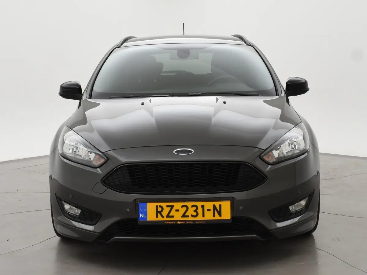 1.0 ST-LINE + 19 INCH RS LMV | SPORTUITLAAT | TREKHAAK | APPLE CARPLAY | NAVIGATIE