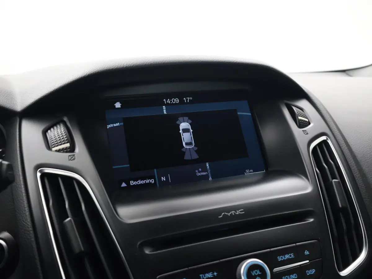 1.0 ST-LINE + 19 INCH RS LMV | SPORTUITLAAT | TREKHAAK | APPLE CARPLAY | NAVIGATIE