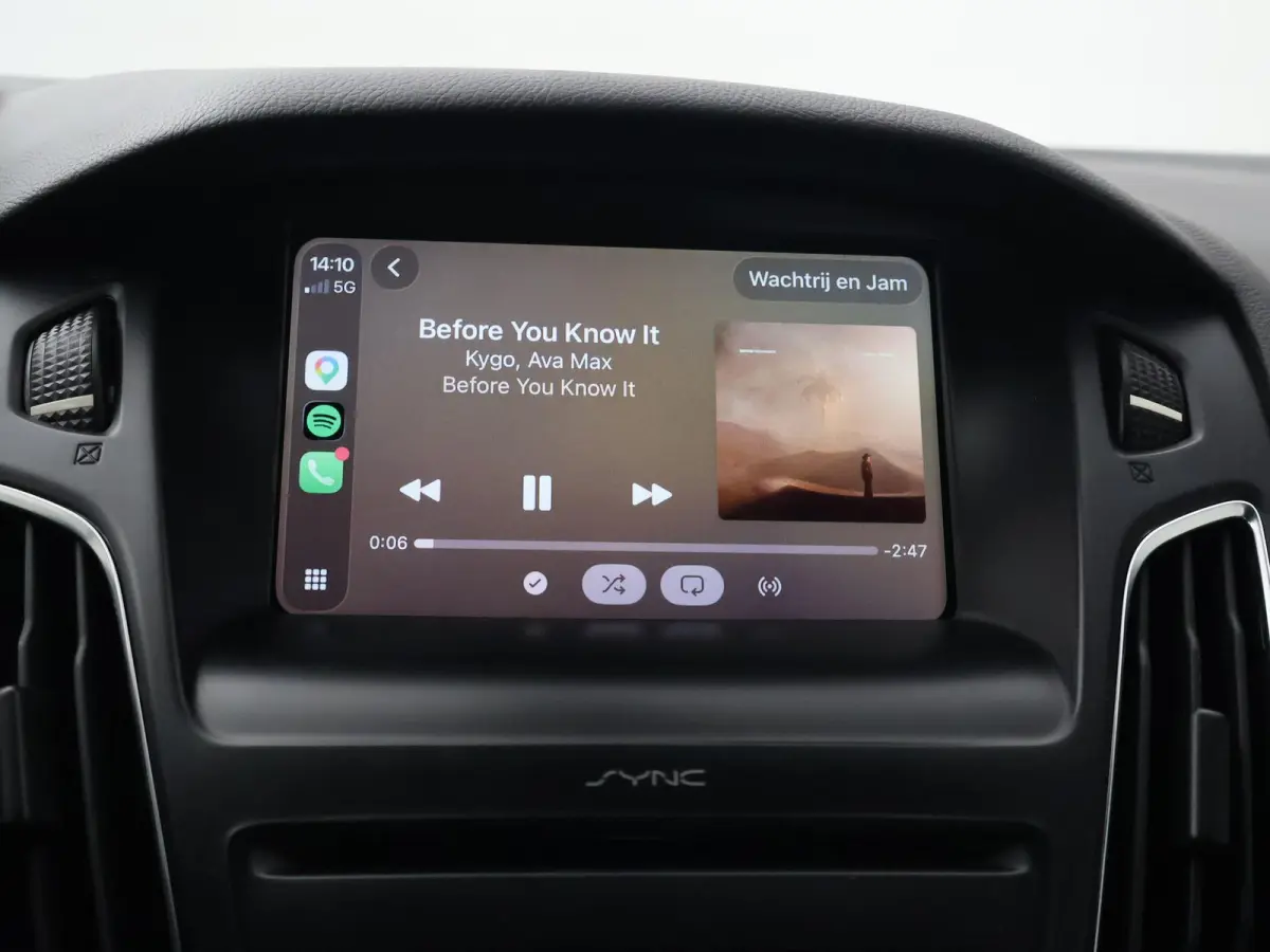 1.0 ST-LINE + 19 INCH RS LMV | SPORTUITLAAT | TREKHAAK | APPLE CARPLAY | NAVIGATIE