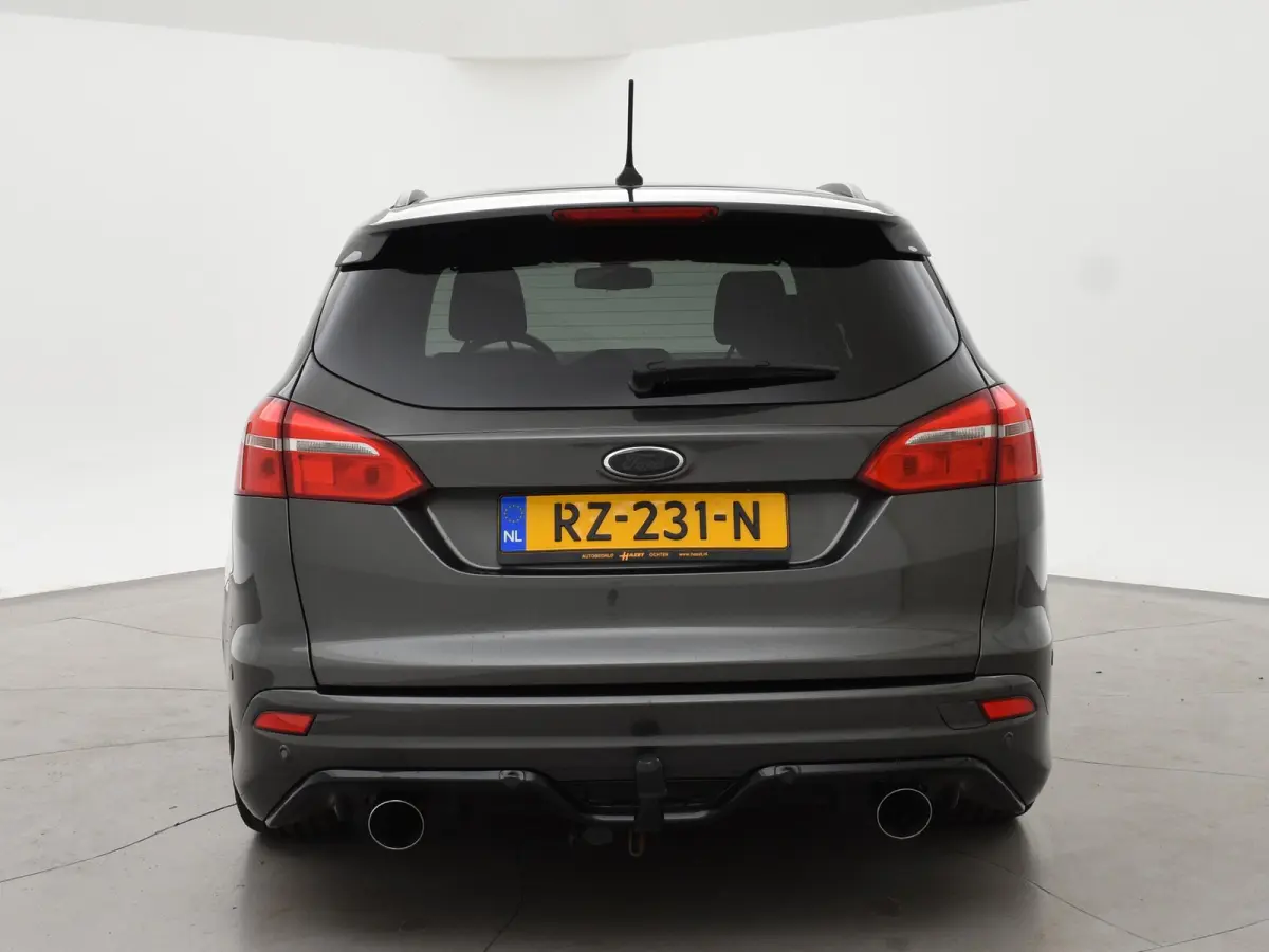 1.0 ST-LINE + 19 INCH RS LMV | SPORTUITLAAT | TREKHAAK | APPLE CARPLAY | NAVIGATIE