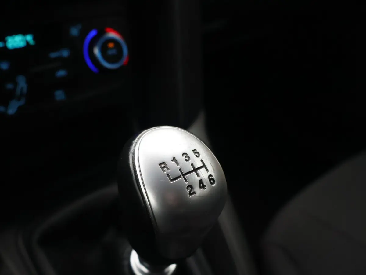 1.0 ST-LINE + 19 INCH RS LMV | SPORTUITLAAT | TREKHAAK | APPLE CARPLAY | NAVIGATIE