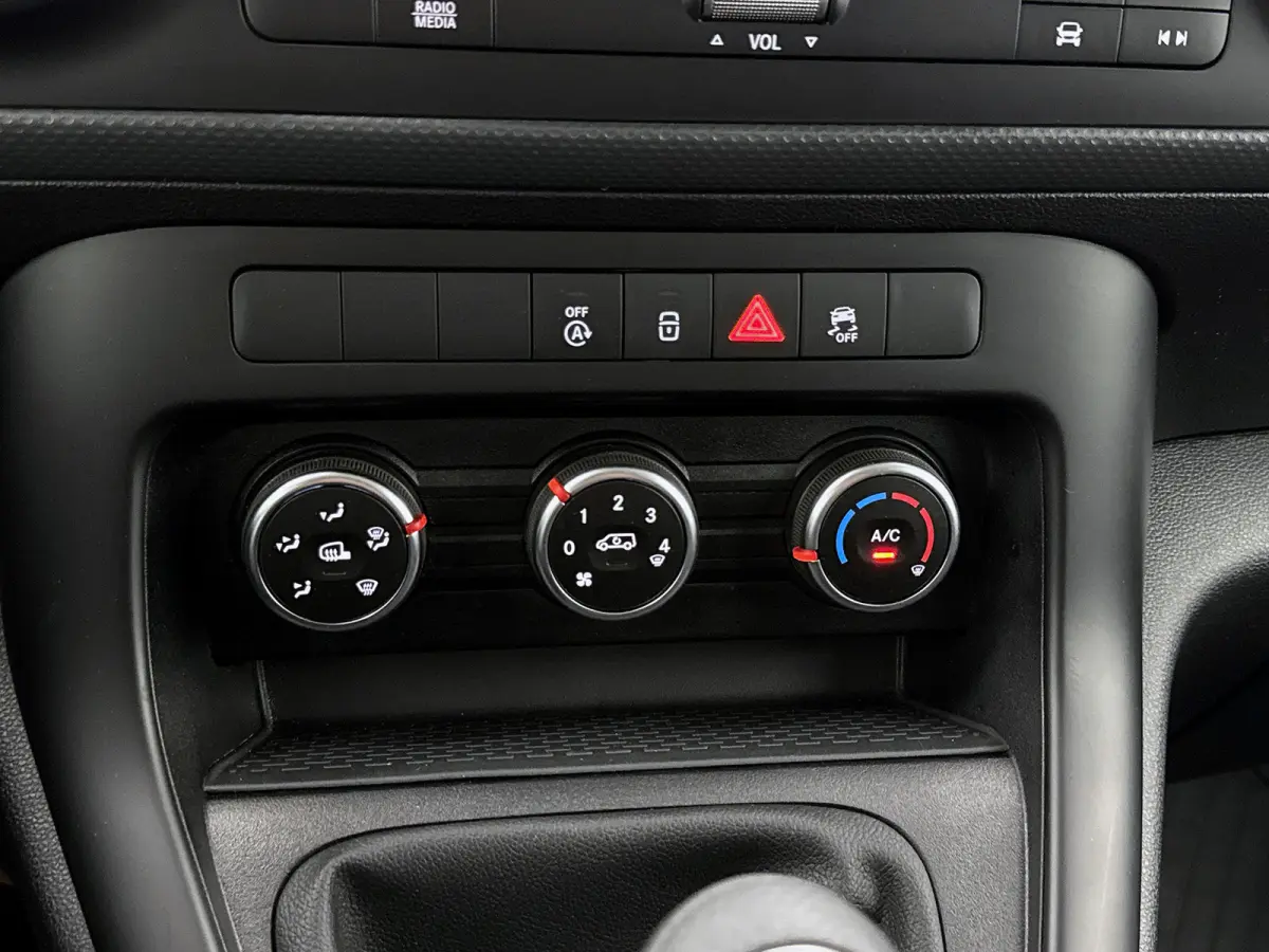 110 CDI L1 Pro Camera Carplay Betimmering 24 maanden Certified garantie