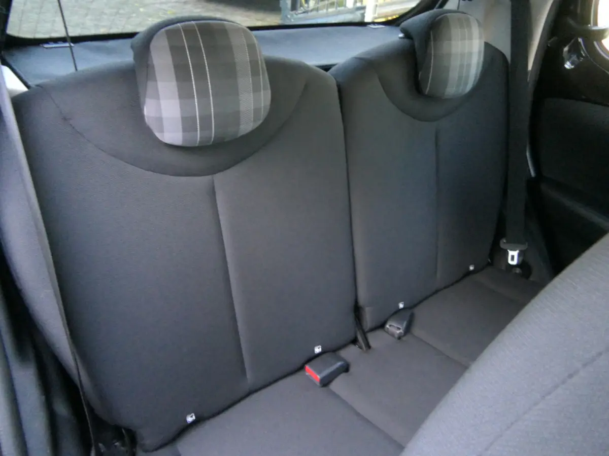 1.0 e-VTi Allure | Camera | Apple Carplay/Android Auto