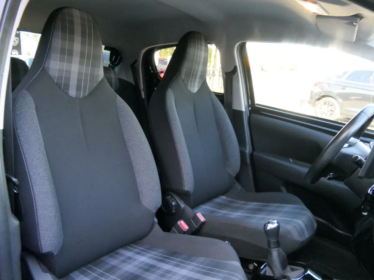 1.0 e-VTi Allure | Camera | Apple Carplay/Android Auto