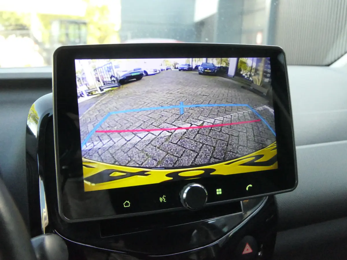 1.0 e-VTi Allure | Camera | Apple Carplay/Android Auto