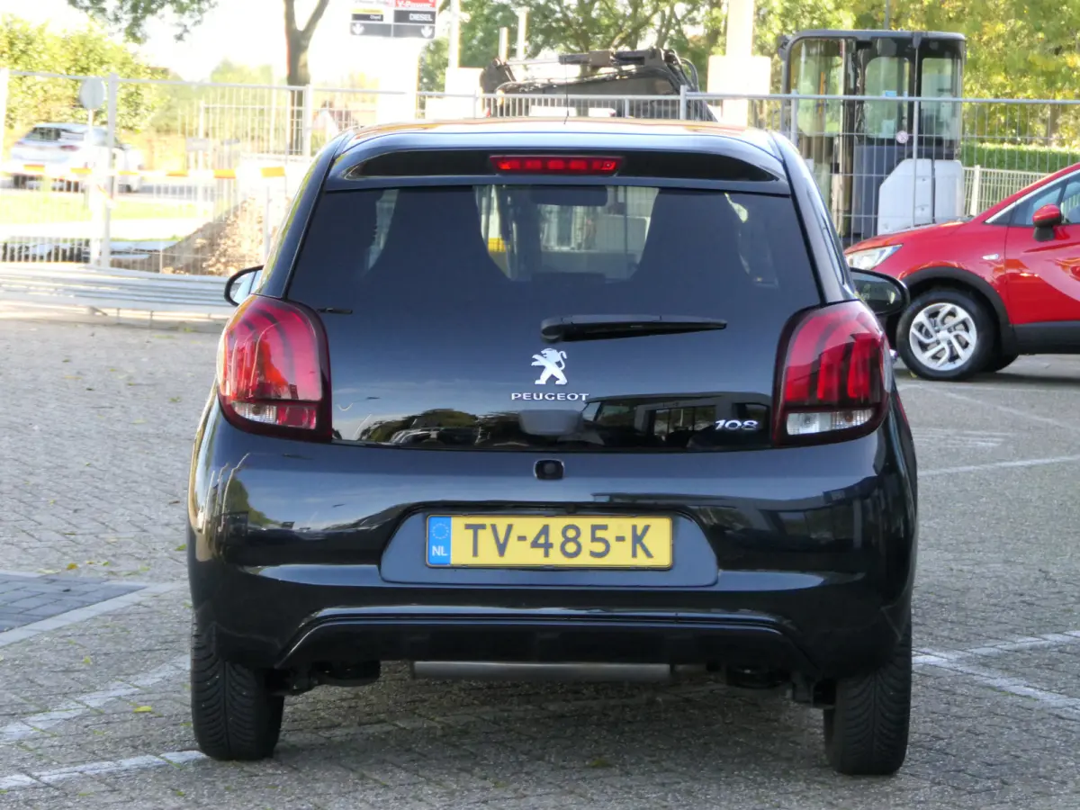 1.0 e-VTi Allure | Camera | Apple Carplay/Android Auto