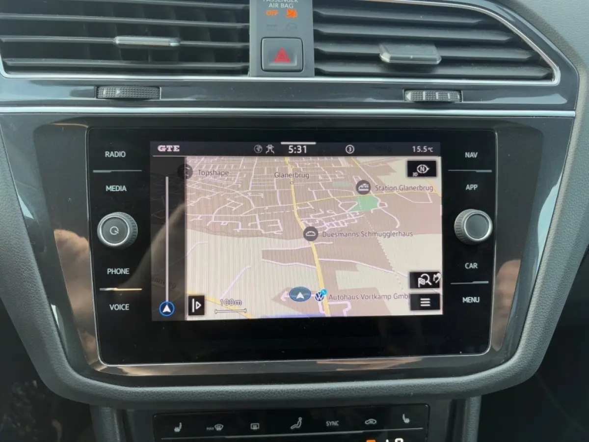 1.4 TSI eHYBRID R-LINE BUSINESS TREKHAAK/CAMERA/E-KLEP/ACC/STOEL+STUURVERW