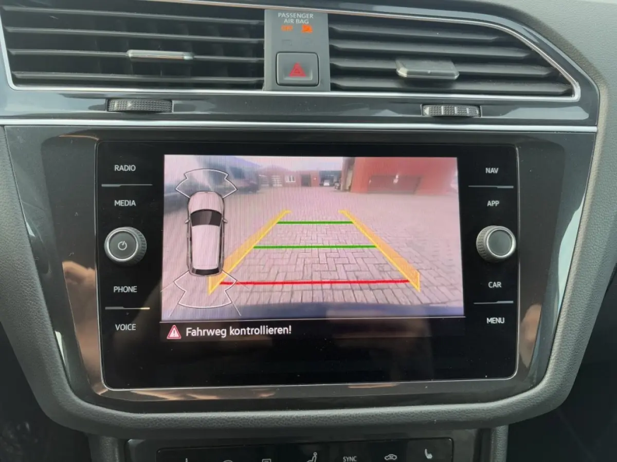 1.4 TSI eHYBRID R-LINE BUSINESS TREKHAAK/CAMERA/E-KLEP/ACC/STOEL+STUURVERW