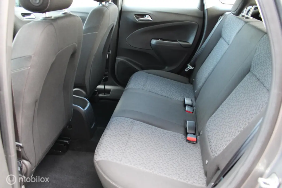1.2 Turbo Innovation 110 PK, App connect, Pdc, Cruise, Navi, Airco, 16 inch Lmv.