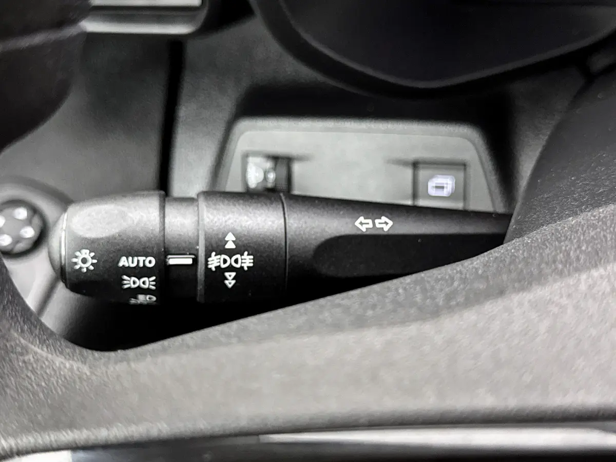 1.5 D-4D L1 Challenger+ Carplay Cruise control