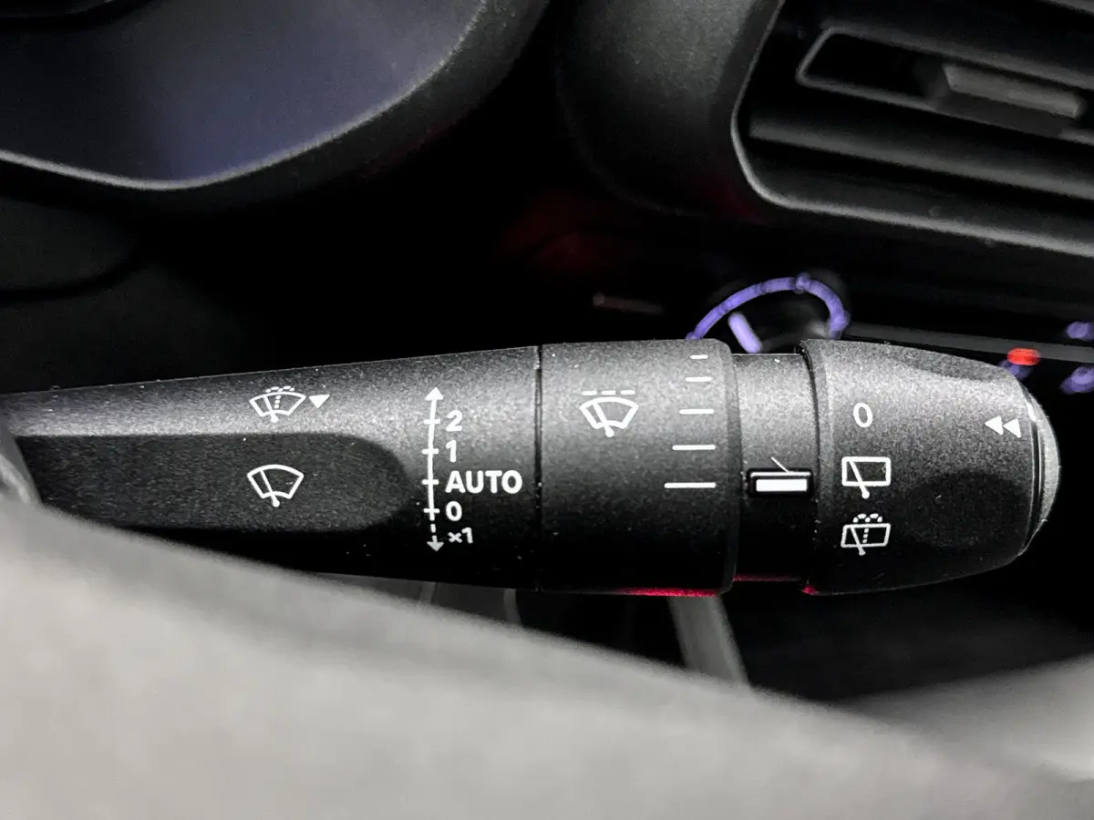 1.5 D-4D L1 Challenger+ Carplay Cruise control