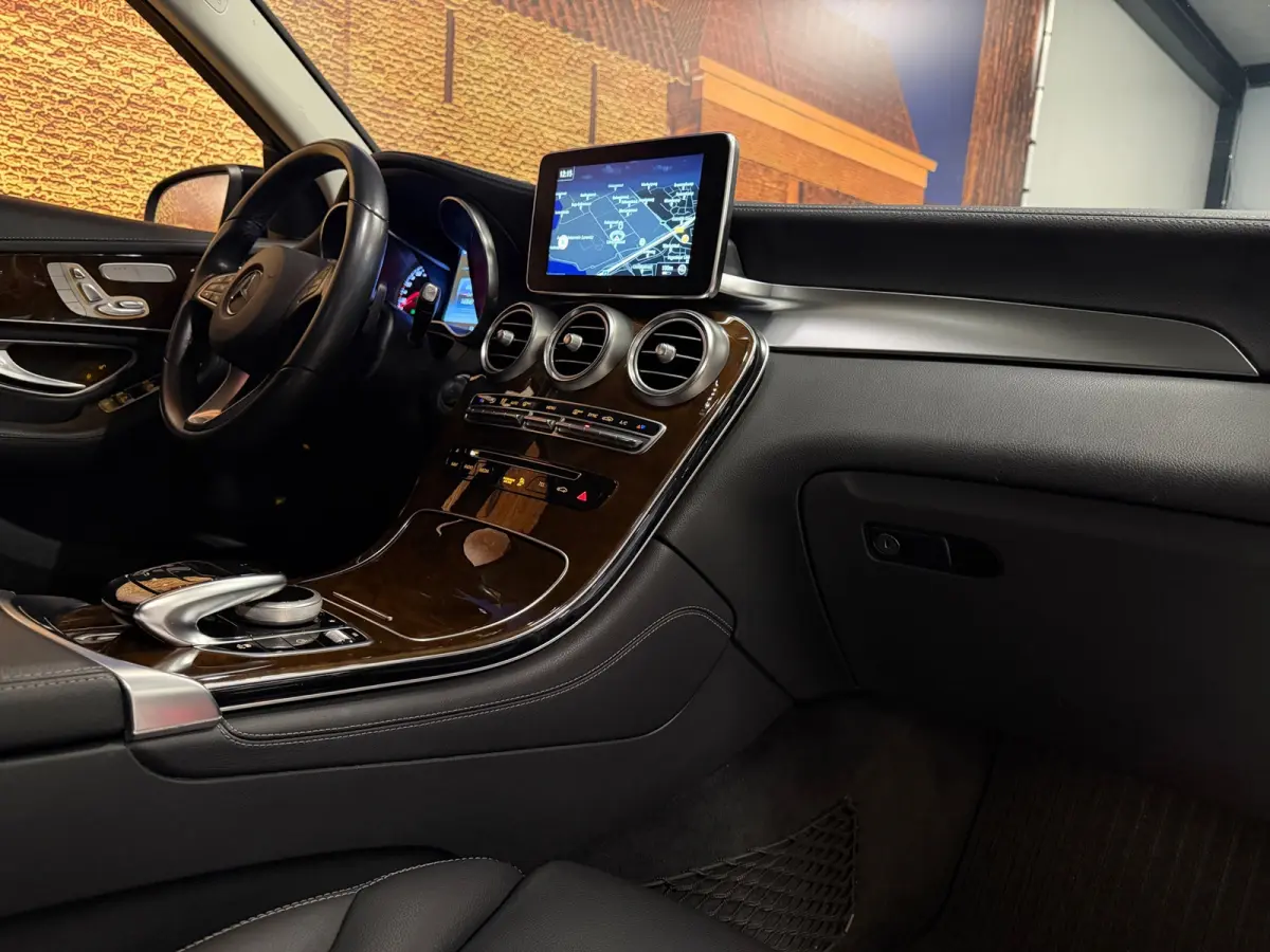 250 4Matic AMG Prestige Aut Leer Distronic Camera