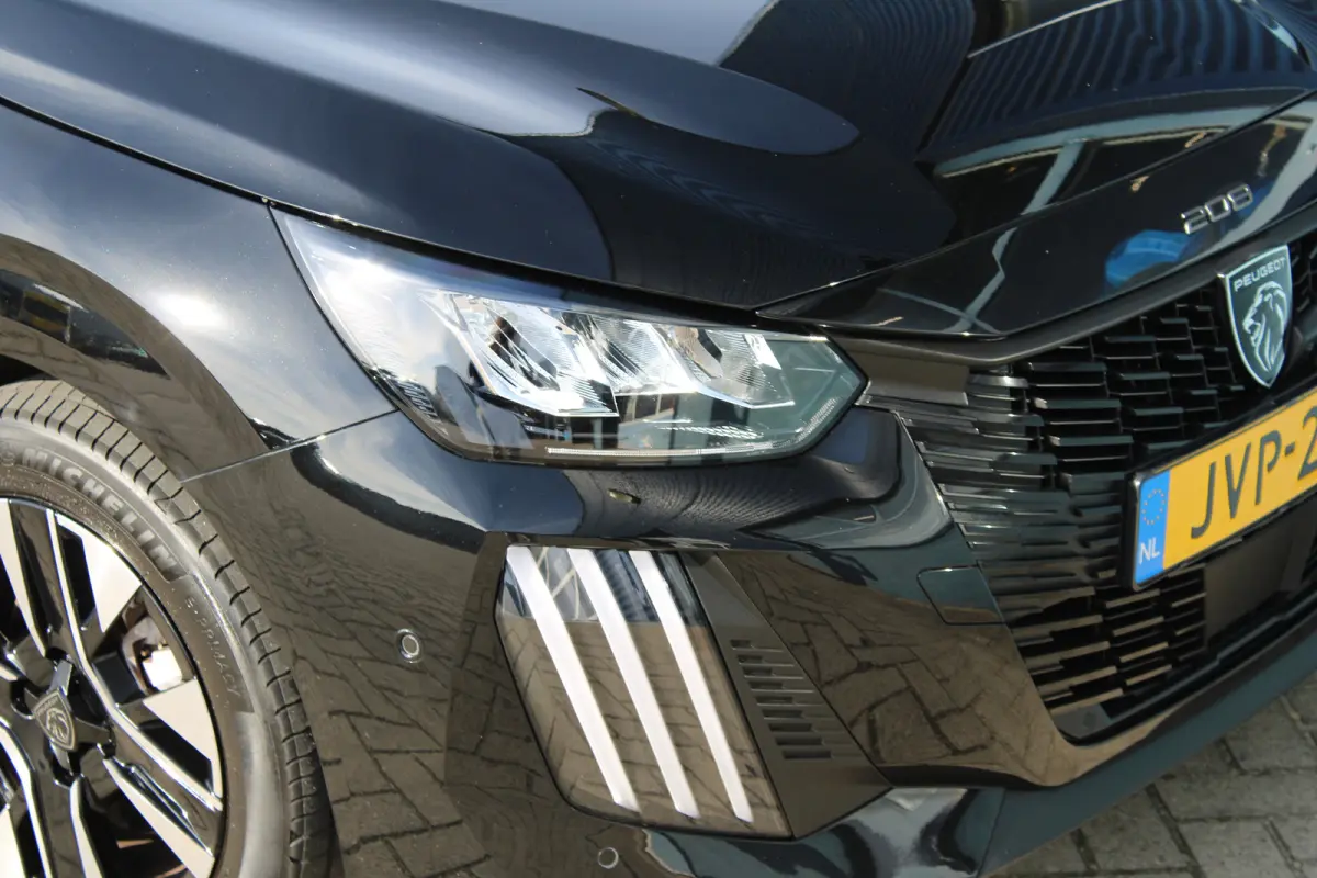 Allure Hybrid 110 e-DCS6 | 8 JAAR GARANTIE | 360 CAMERA | ADAPTIVE CRUISE | DRAADLOOS CARPLAY | CLIMATE CONTROLE | SENSOREN RONDOM |