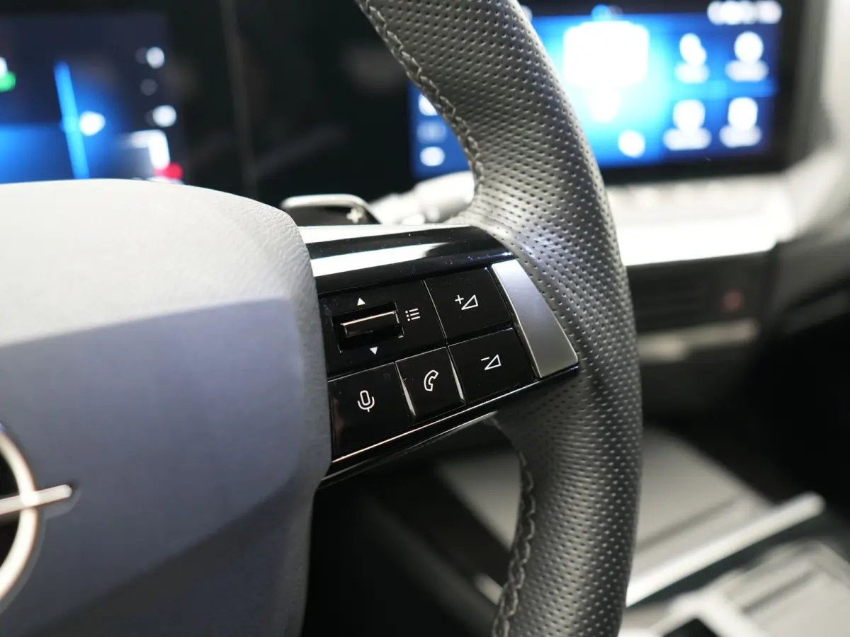 1.6 Turbo PHEV Elegance 180pk | SOH 96,7% | Adaptive Cruise | 360 Camera | Keyless | Sportstoelen & Stuur Verwarmd | Apple Carplay | Navigatie | DAB | Plug In Hybrid |