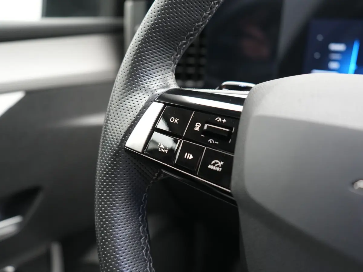 1.6 Turbo PHEV Elegance 180pk | SOH 96,7% | Adaptive Cruise | 360 Camera | Keyless | Sportstoelen & Stuur Verwarmd | Apple Carplay | Navigatie | DAB | Plug In Hybrid |