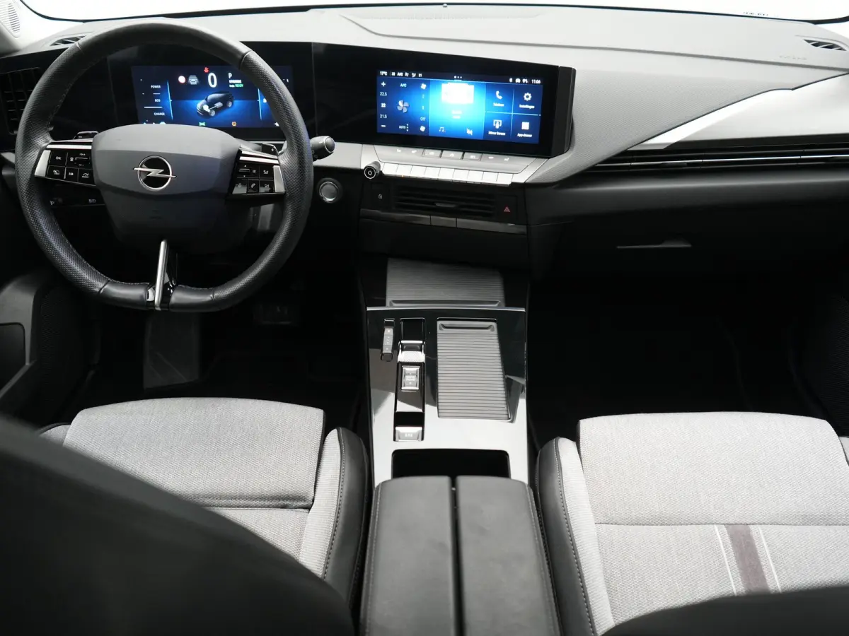 1.6 Turbo PHEV Elegance 180pk | SOH 96,7% | Adaptive Cruise | 360 Camera | Keyless | Sportstoelen & Stuur Verwarmd | Apple Carplay | Navigatie | DAB | Plug In Hybrid |