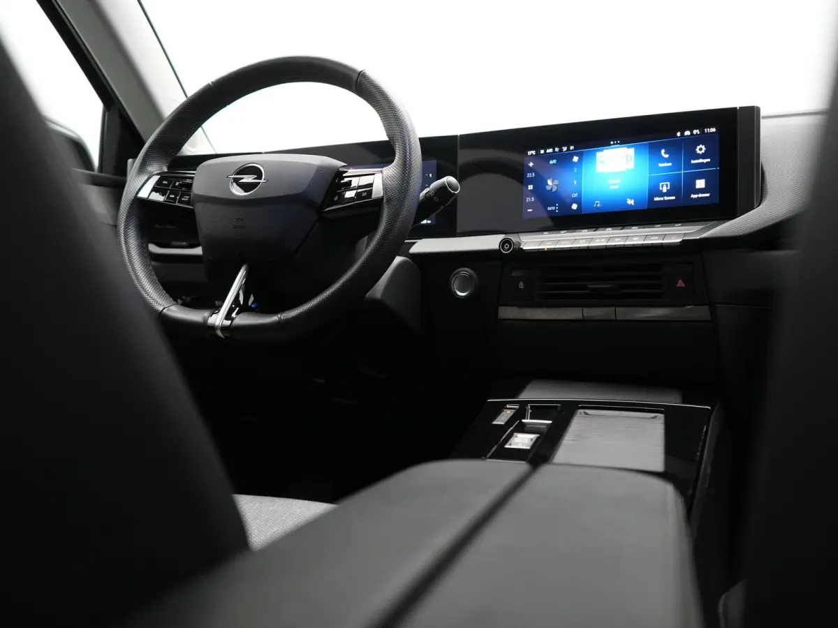 1.6 Turbo PHEV Elegance 180pk | SOH 96,7% | Adaptive Cruise | 360 Camera | Keyless | Sportstoelen & Stuur Verwarmd | Apple Carplay | Navigatie | DAB | Plug In Hybrid |