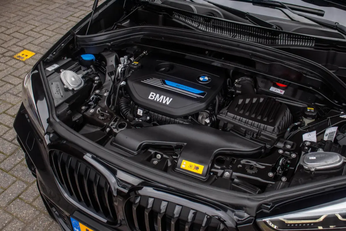 xDrive25e M-Sport, Pano, Leder, Trekhaak, Ambient,H&K