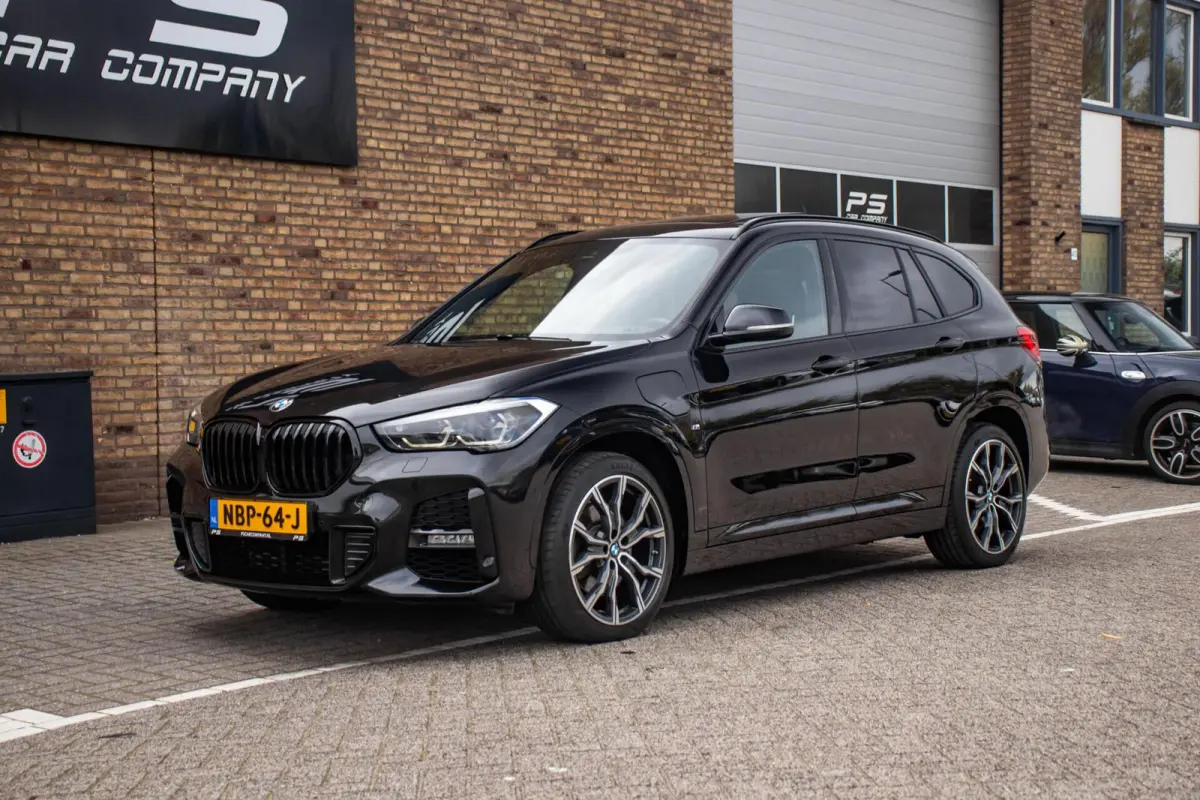 xDrive25e M-Sport, Pano, Leder, Trekhaak, Ambient,H&K
