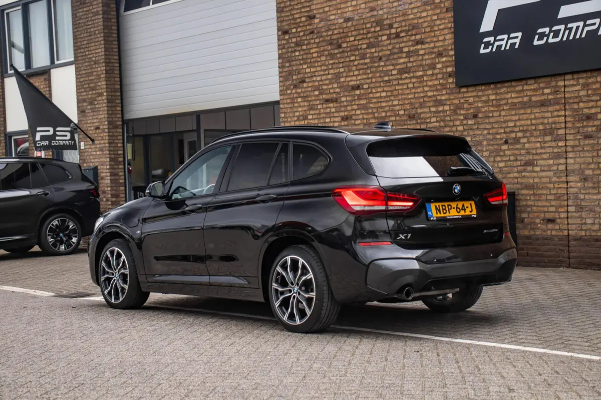 xDrive25e M-Sport, Pano, Leder, Trekhaak, Ambient,H&K