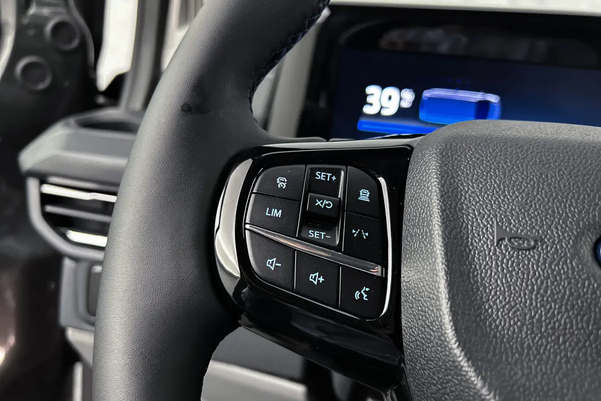 340 L2 Limited 218PK 71 kWh | Driver assist pack plus | Trekhaak uitklapbaar