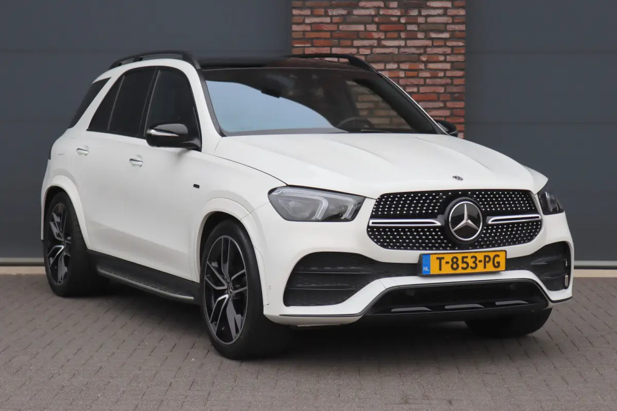 350 de 4MATIC AMG Line | Luchtvering | Distronic+ | HUD | Burmester | Trekhaak | Panoramadak | Surround Camera | Keyless Go | Augmented Reality |