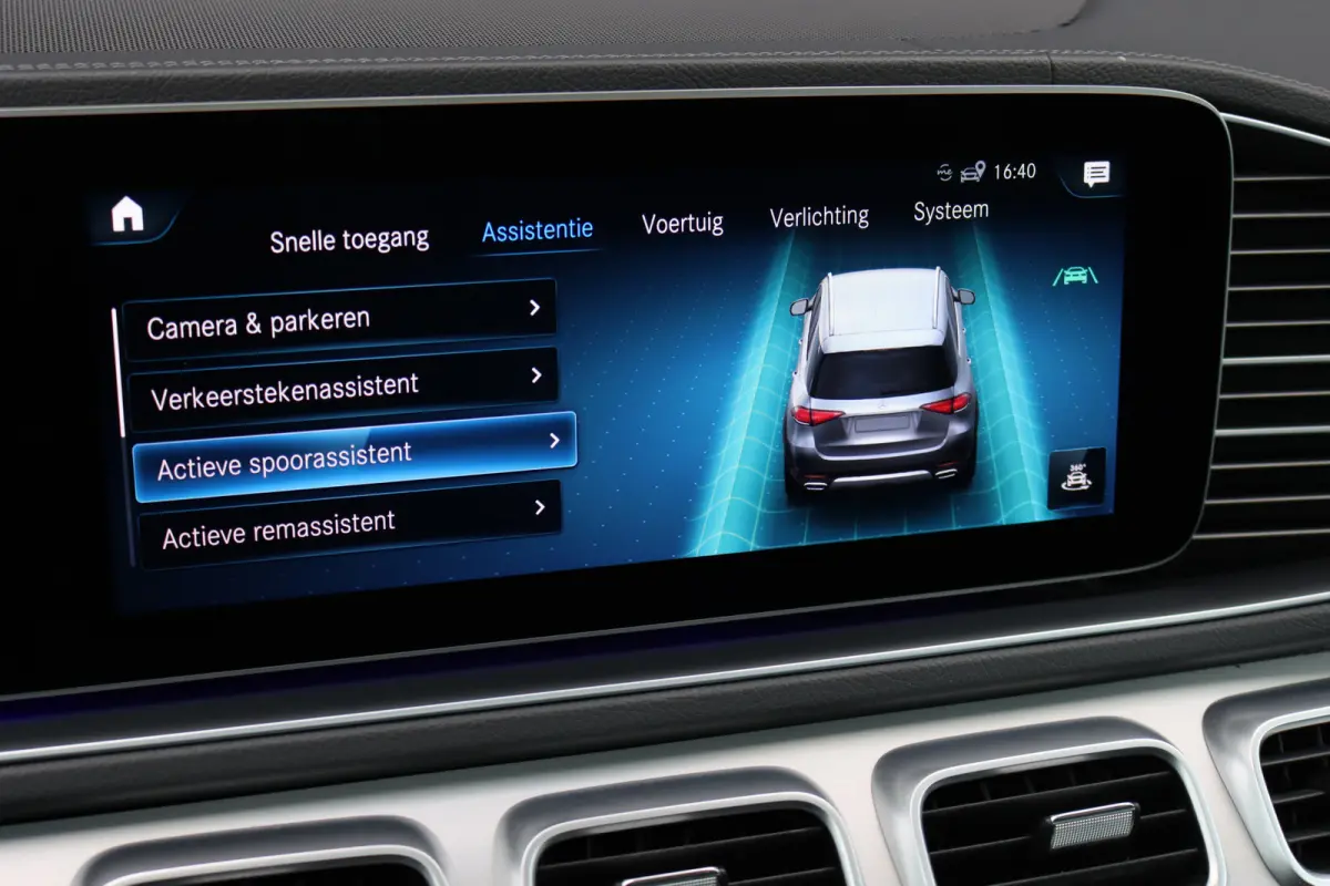 350 de 4MATIC AMG Line | Luchtvering | Distronic+ | HUD | Burmester | Trekhaak | Panoramadak | Surround Camera | Keyless Go | Augmented Reality |