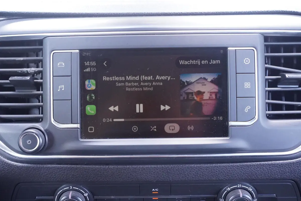 1.5 Multijet 102 pk L3H1 Airco, Apple Carplay Cruise Control, Laadruimte Pakket, PDC achter, 3-Zits