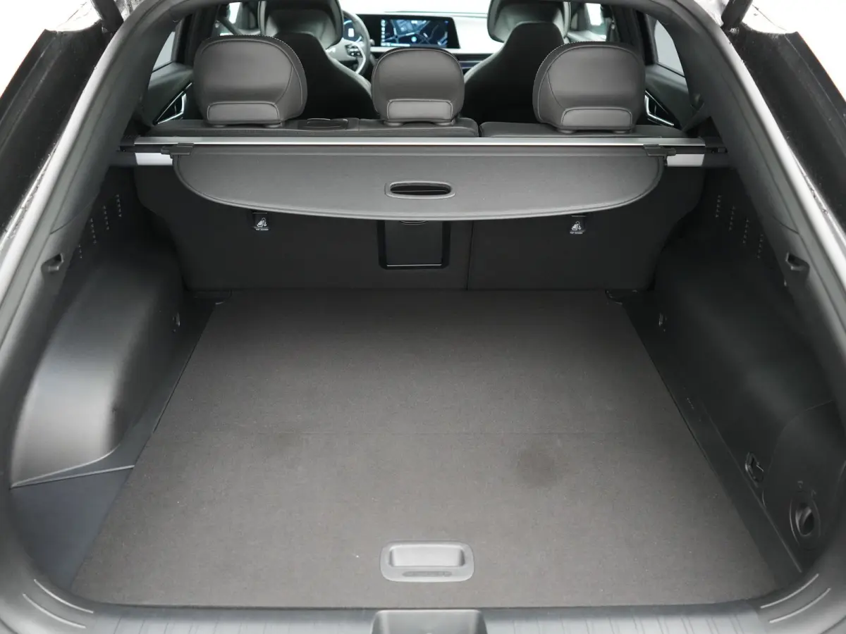 GT-Line 77.4 kWh 229pk Dealer O.H. | SOH 97,9% | Panodak | Adaptive Cruise | Head Up | Meridian Audio | 360 Camera | Alcantara Sportstoelen Memory & Ventilatie | Keyless | BLIS | Stoelen & S