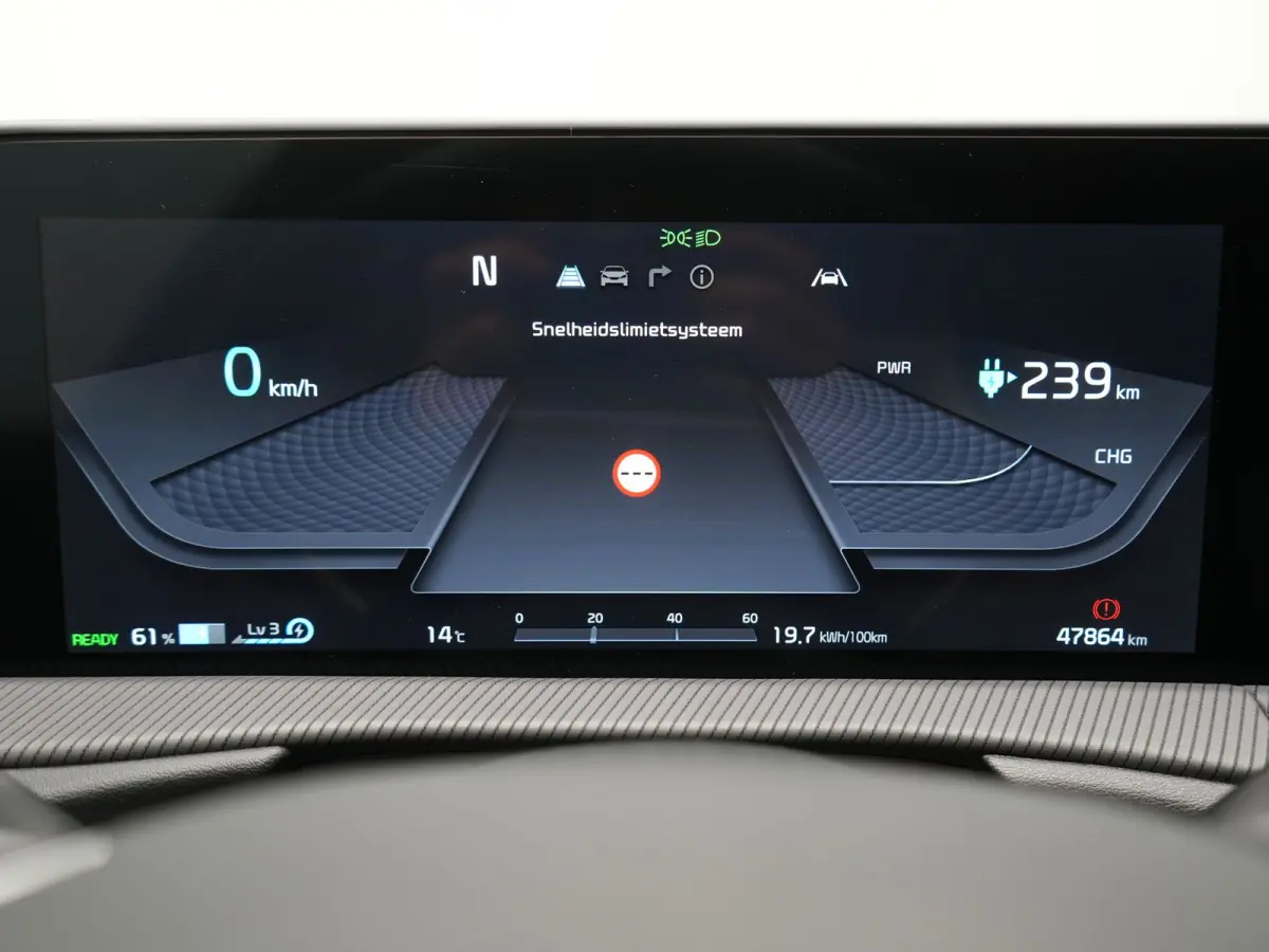 GT-Line 77.4 kWh 229pk Dealer O.H. | SOH 97,9% | Panodak | Adaptive Cruise | Head Up | Meridian Audio | 360 Camera | Alcantara Sportstoelen Memory & Ventilatie | Keyless | BLIS | Stoelen & S