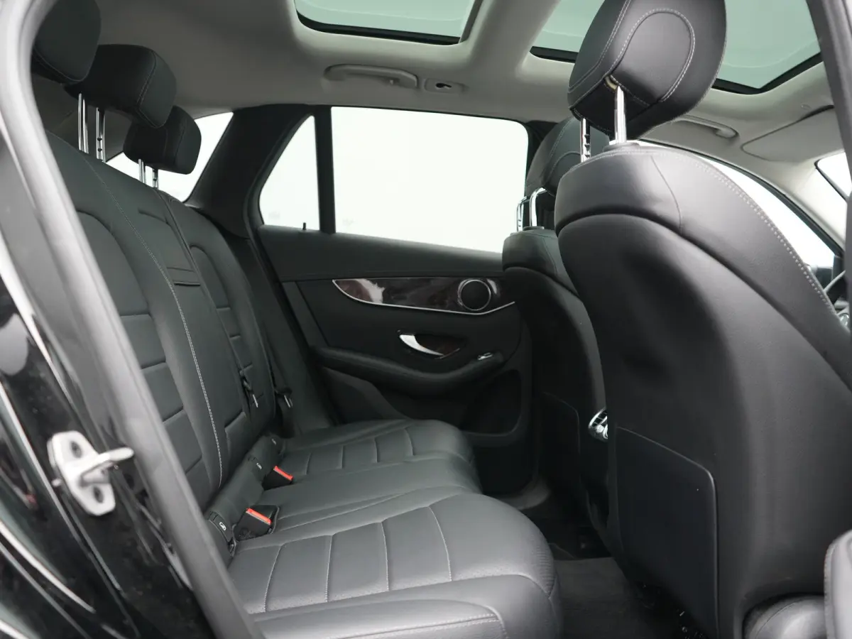 4MATIC Business Solution Luxury PHEV 320pk Dealer O.H. | SOH 88,1% | Panodak | Adaptive Cruise | Head Up | 360 Camera | Lederen Comfortstoelen Memory & Massage | Keyless | BLIS | Apple Carpl